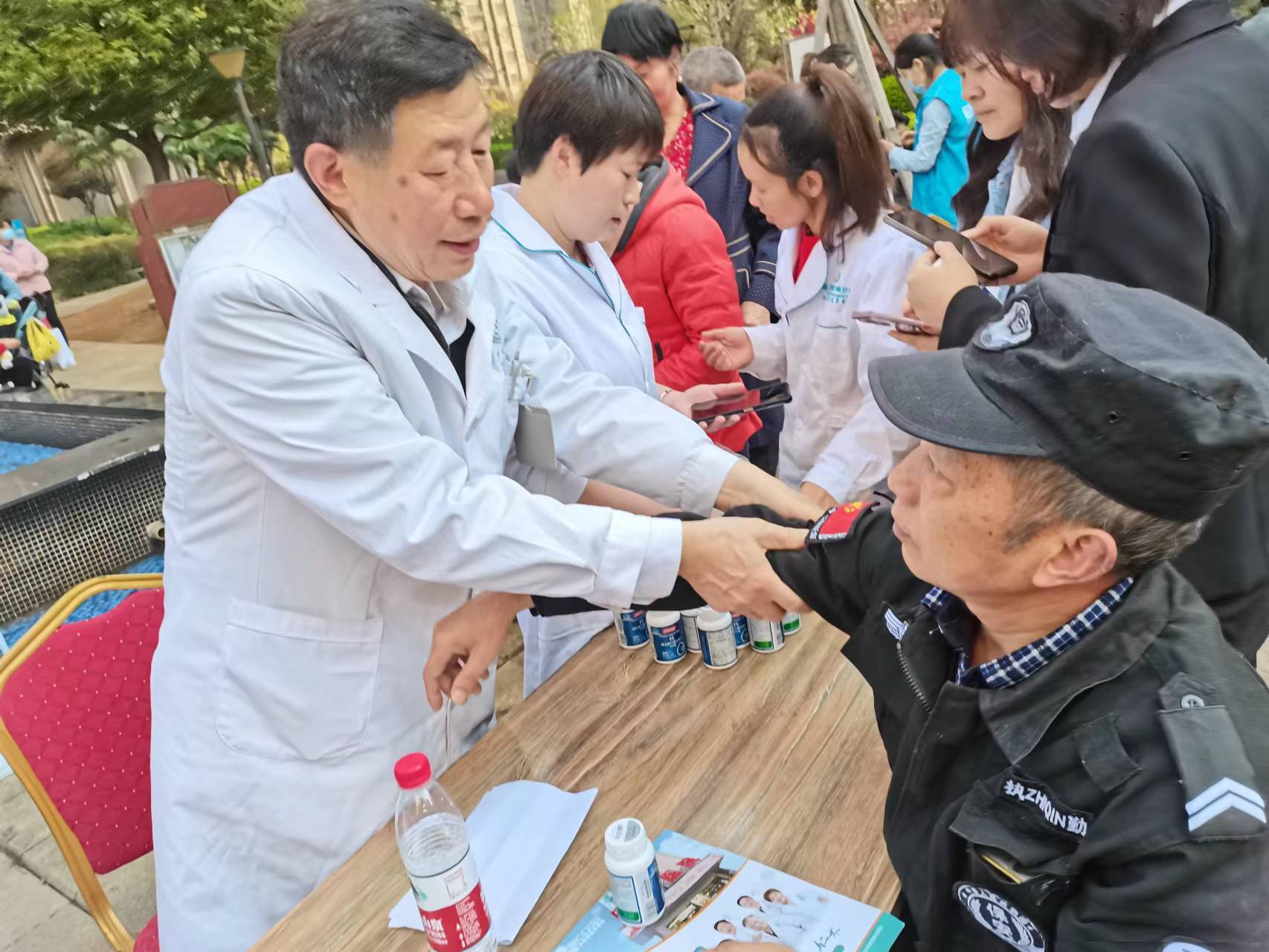 改则最新24小时高价回收医保长沙方法分析(最方便真实的改则长沙医废处理方法)